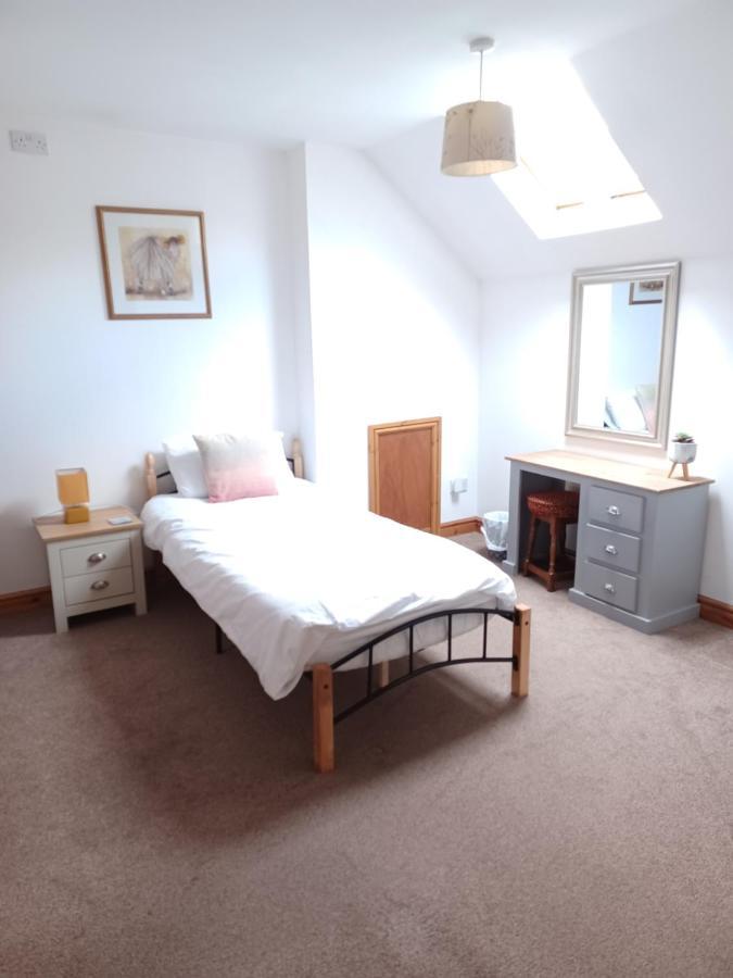 Bed and Breakfast The Bear Rhayader Exteriér fotografie