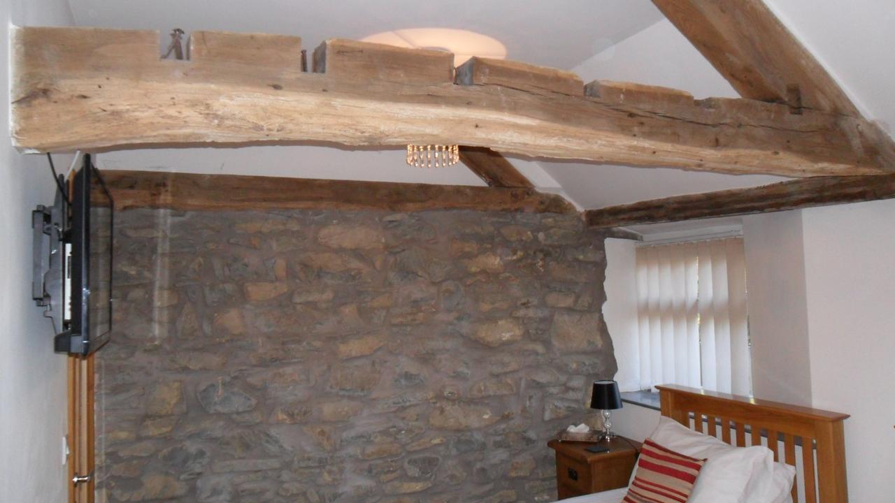 Bed and Breakfast The Bear Rhayader Exteriér fotografie