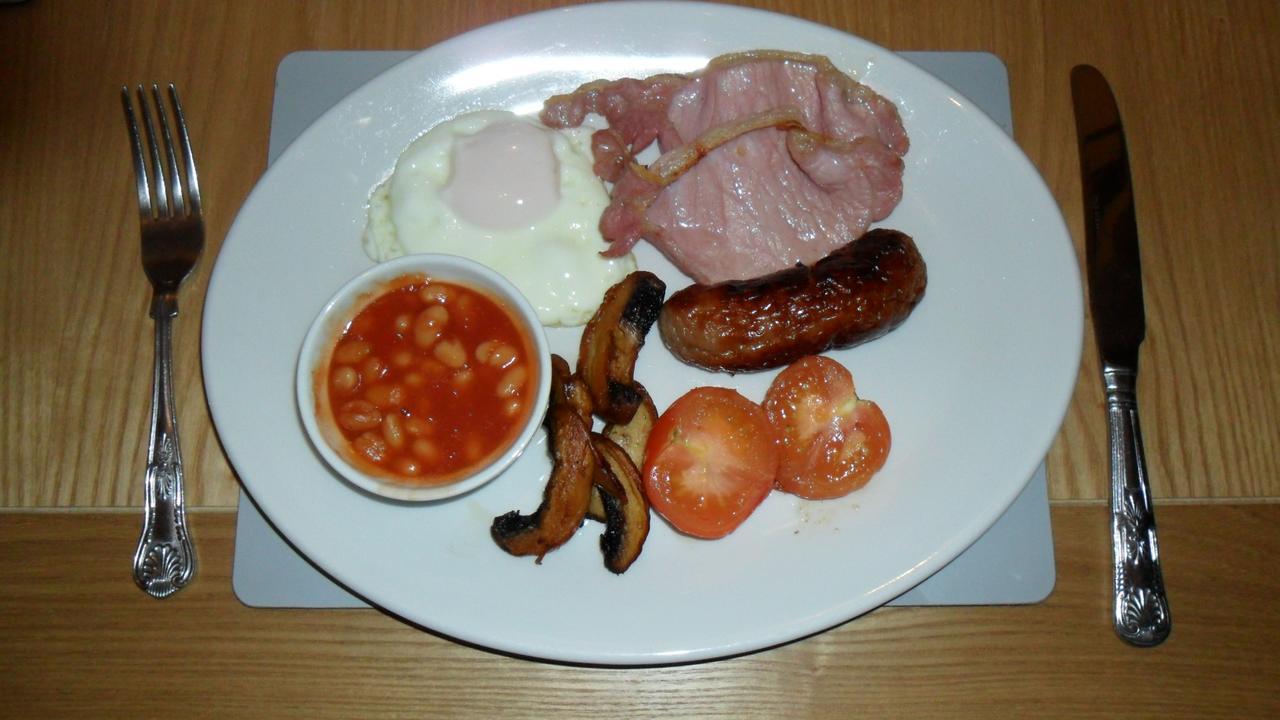 Bed and Breakfast The Bear Rhayader Exteriér fotografie